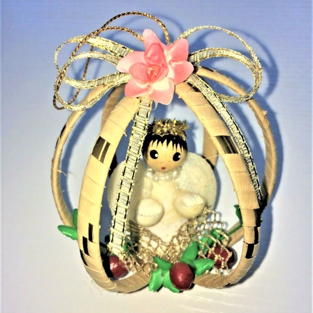 Hawaiian Ornament with Shell Angel Handmade in HI
